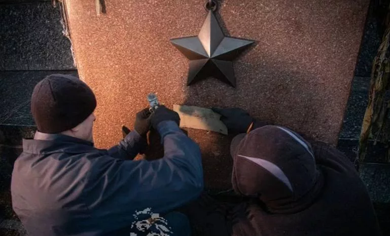 Вандализм процветает на Украине на государственном уровне