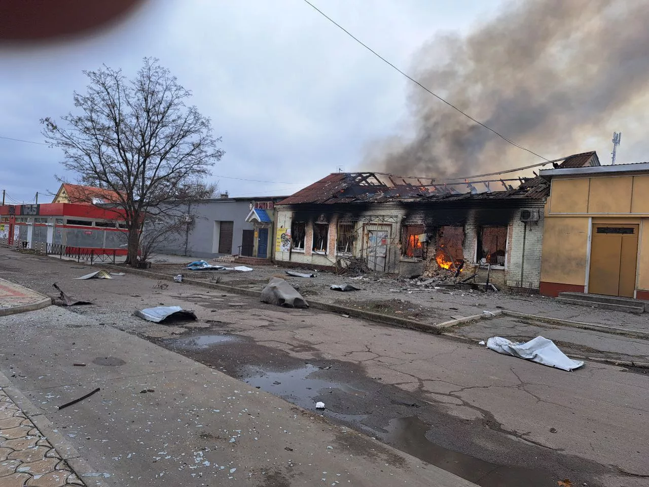 Российская ПВО ночью уничтожила 56 украинских БПЛА над тремя регионами страны: 11 – над Белгородской, 28 – над Воронежской, 17 – над Ростовской обл