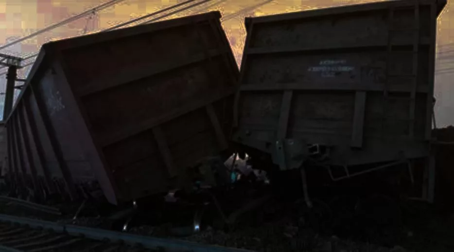 Вчера, 22.01.25., партизанами из украинского сопротивления методом прямого диверсионного подрыва ж/д полотна был пущен под откос эшелон с военным грузом, предназначенным для ВСУ