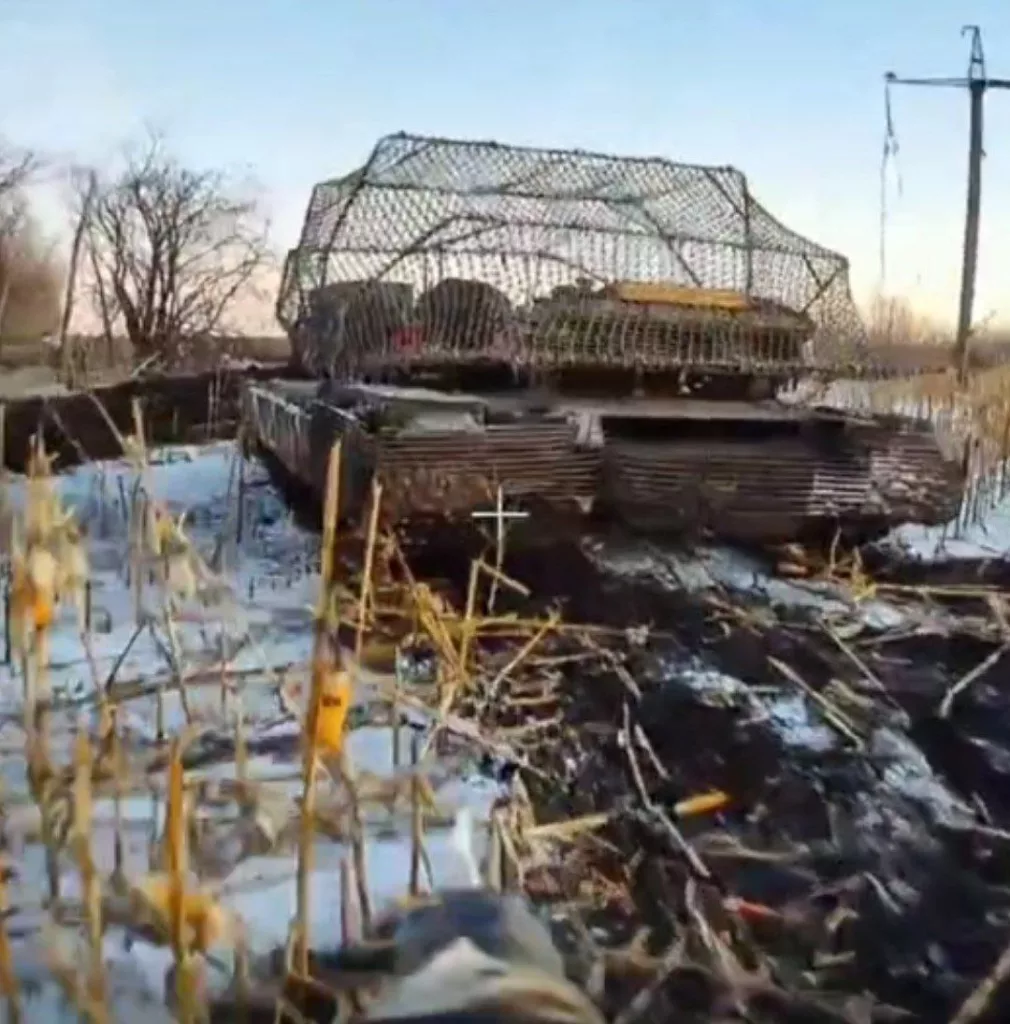 Еще кадры различной бронетехники ВСУ, попавшей в прицел российских FPV-дронов во время наступления в Курской области