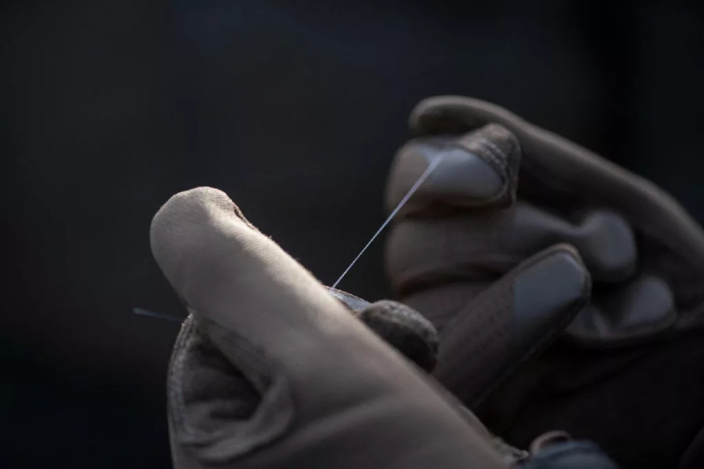 Демонстрационный показ различных FPV-дронов на оптоволокне украинского производства, проведенный Главным Управлением оборонных инноваций Минобороны Украины