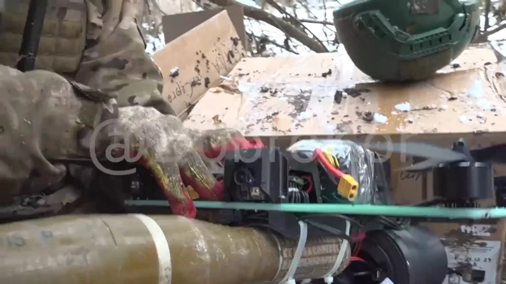 Наглядный обзор на российский оптоволоконный FPV-дрон и как он работает
