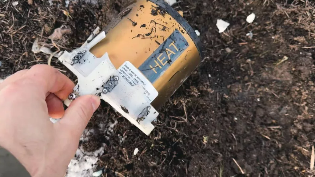 Обломки барражирующего боеприпаса Switchblade 600, сбитого над одним из полигонов на территории ДНР