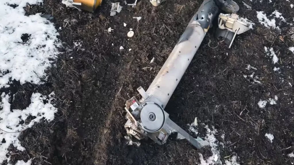 Обломки барражирующего боеприпаса Switchblade 600, сбитого над одним из полигонов на территории ДНР