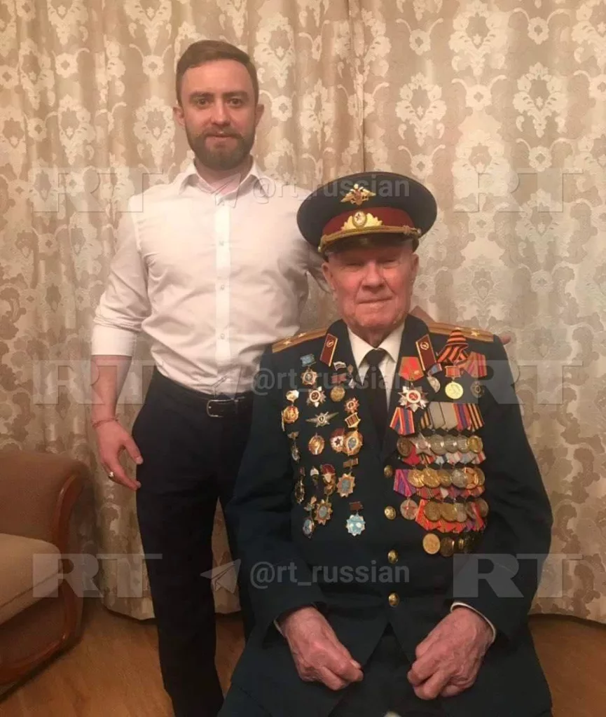 Боец из Челябинска с позывным Хара 8 км под миномётным обстрелом ползком тащил раненого командира отделения, отстреливаясь от дронов