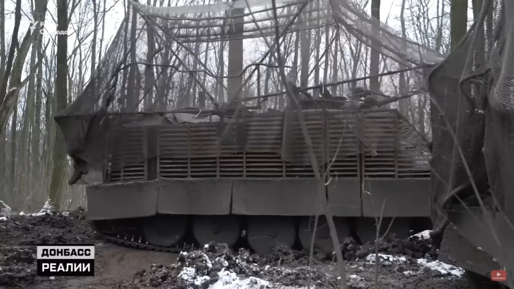 Британские танки Challenger 2 из состава 82-й ОДШБр ВСУ и шведские БТР Pbv 302 из состава 36-й ОБрМП ВМСУ в Курской области