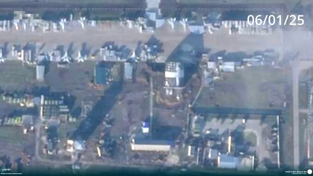 Всего за три месяца на авиабазе Миллерово в Ростовской области возникли защитные ангары для авиации