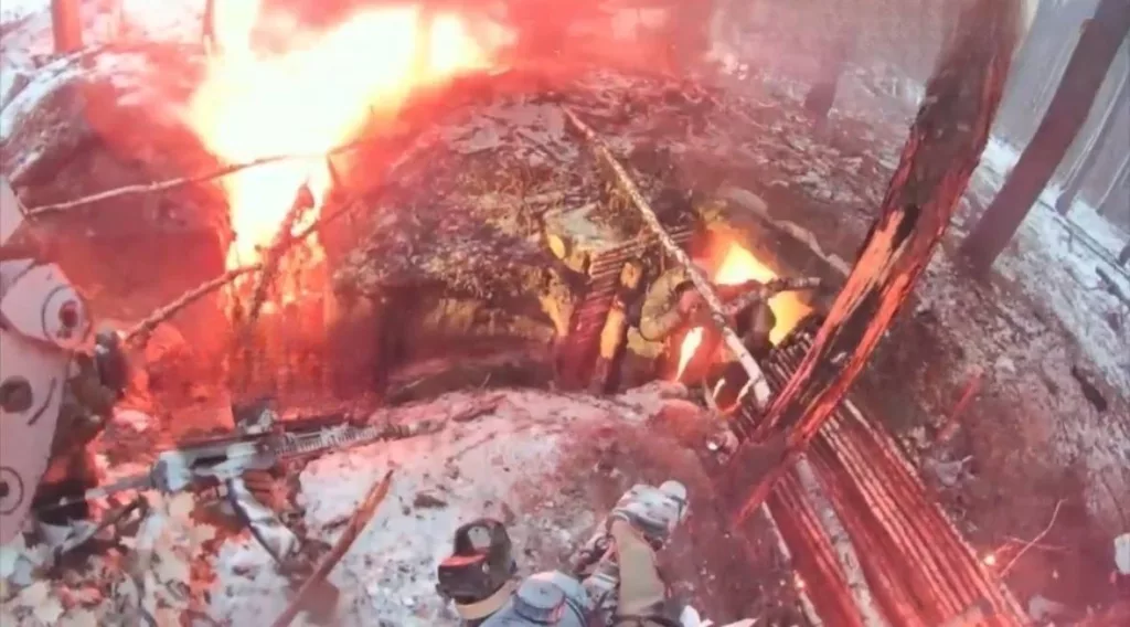 Кадры работы ССО демонстрируют слаженность и точность в выполнении задачи по уничтожению опорного пункта противника