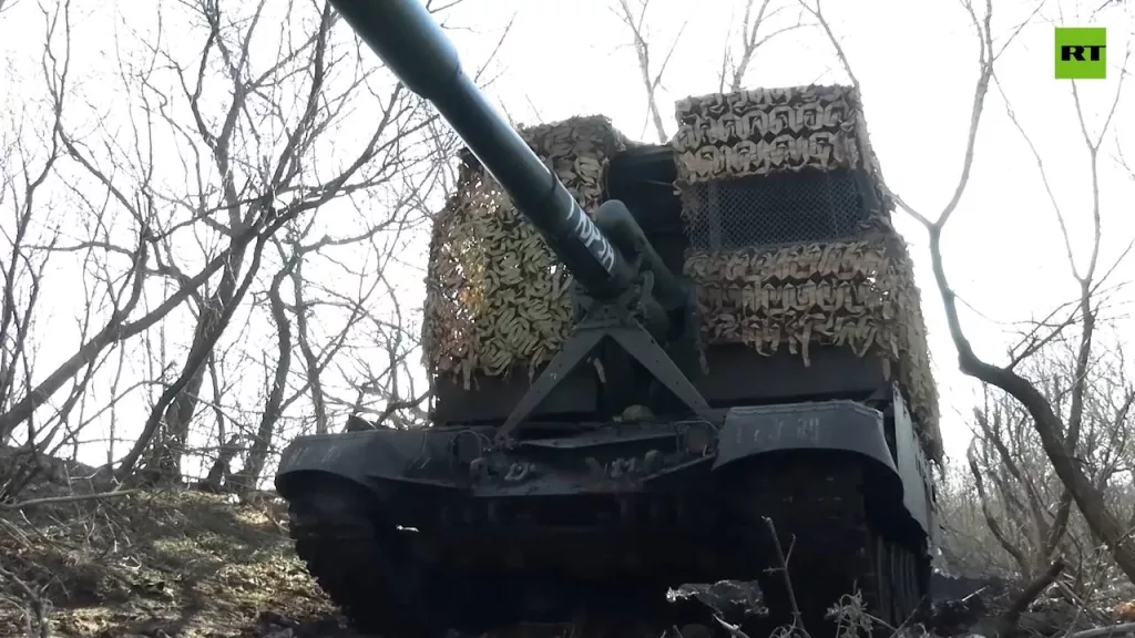 152-мм самоходная гаубица 2С19 «Мста-С» группировки войск «Восток» на Южно-Донецком направлении