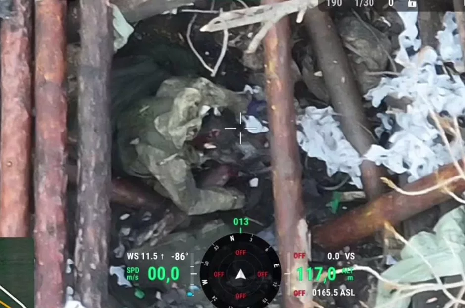 Работа операторов дронов ВС РФ на Купянском направлении по опорникам ВСУ