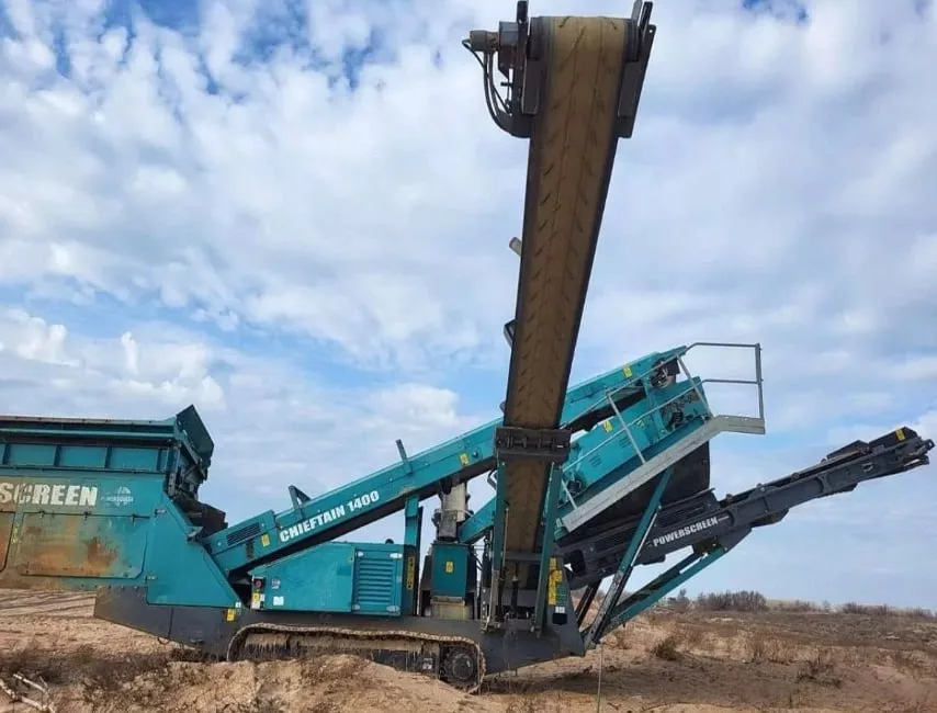 В Анапе протестировали новый аппарат для очистки берега