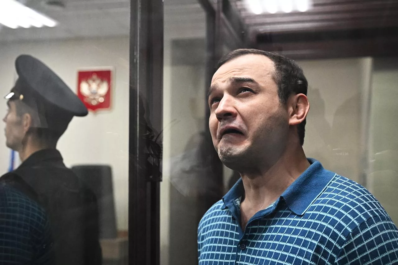 Приговор получившему рекордную взятку следователю оставлен в силе