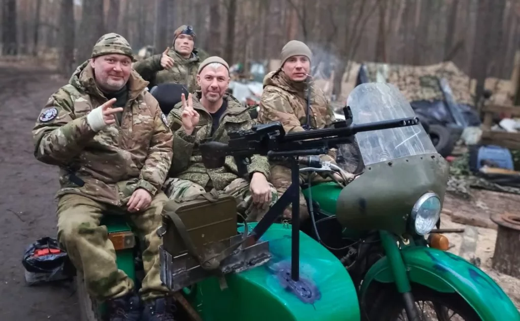 Северокорейский пулемет Type 73 (Тип 73) приварили на коляску мотоцикла