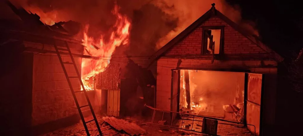 Запорожская область, губернатор: Этой ночью БПЛА противника атаковали частный сектор города Пологи Пологовского муниципального округа