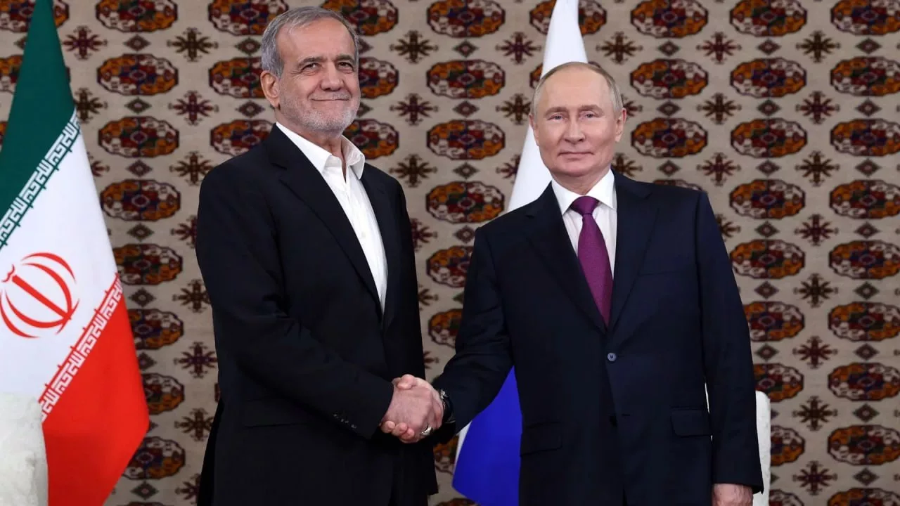 Президенты России и Ирана Владимир Путин и Масуд Пезешкиан сегодня проведут переговоры в Кремле, по итогам которых подпишут Договор о всеобъемлющем стратегическом партнерстве