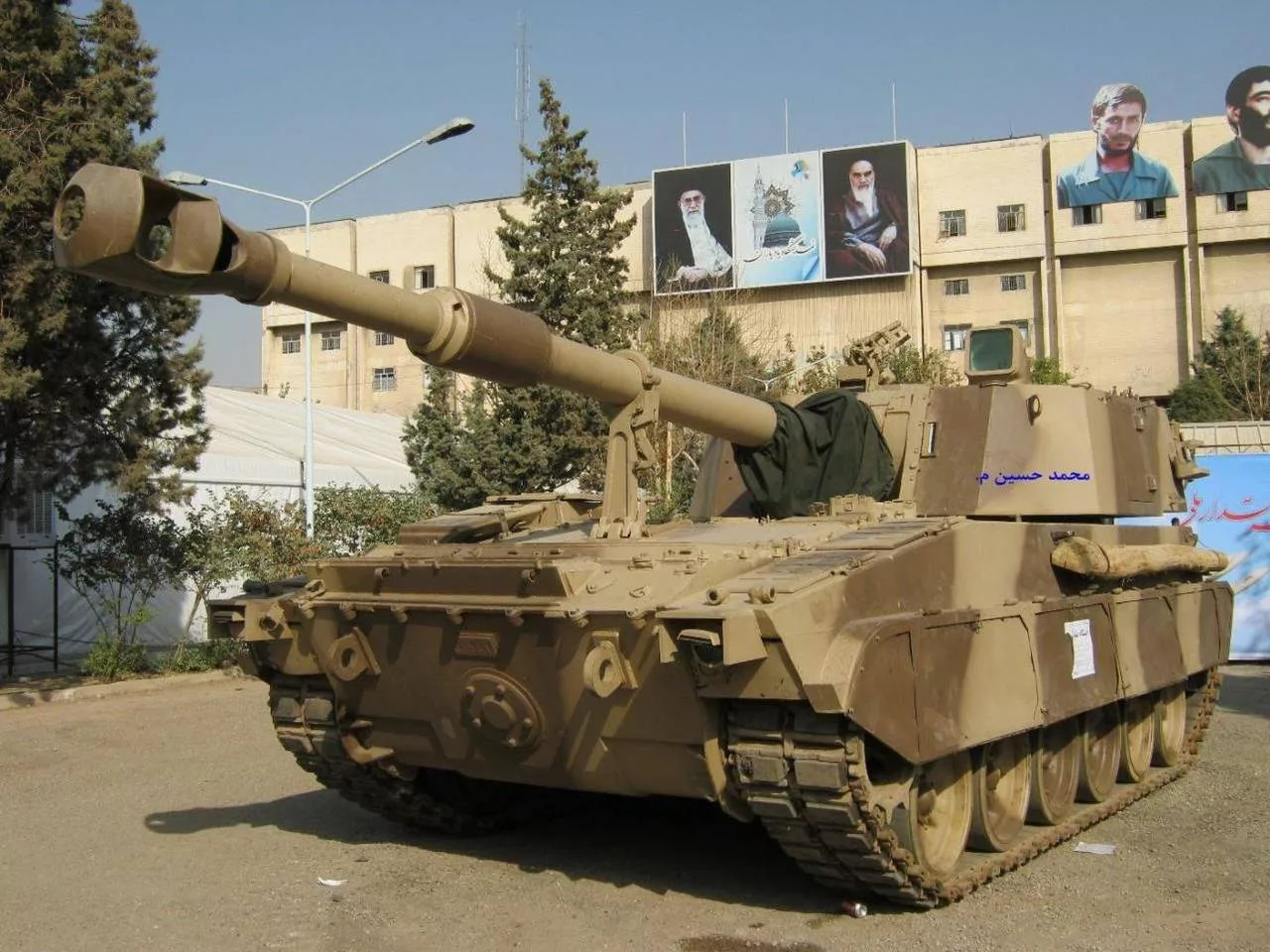 В свете обсуждения сербских 155-мм самоходных артиллерийских установок NORA B-52 многие читатели задаются вопросом, почему мы не рассматриваем возможность покупки артиллерийской техники у наших союзников?