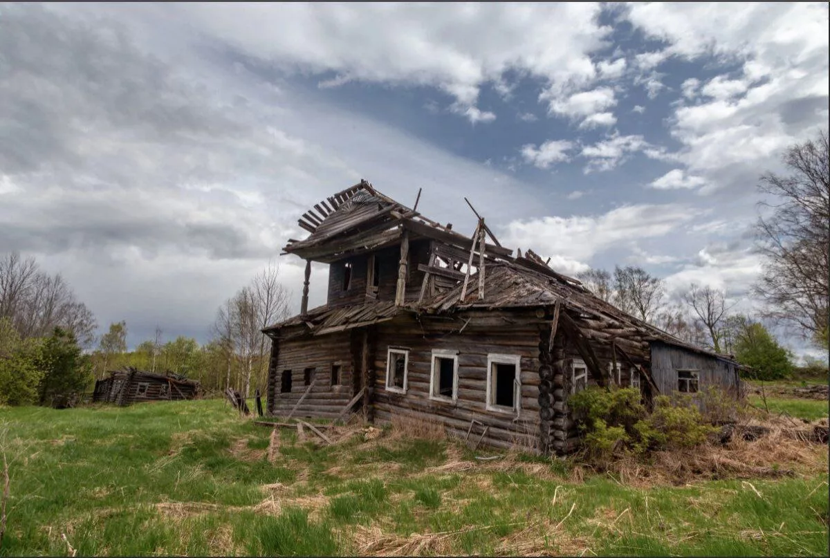 В процессе обсуждения темы с престижем военной службы, недостаточно внимания уделили аспекту обеспечения жильём