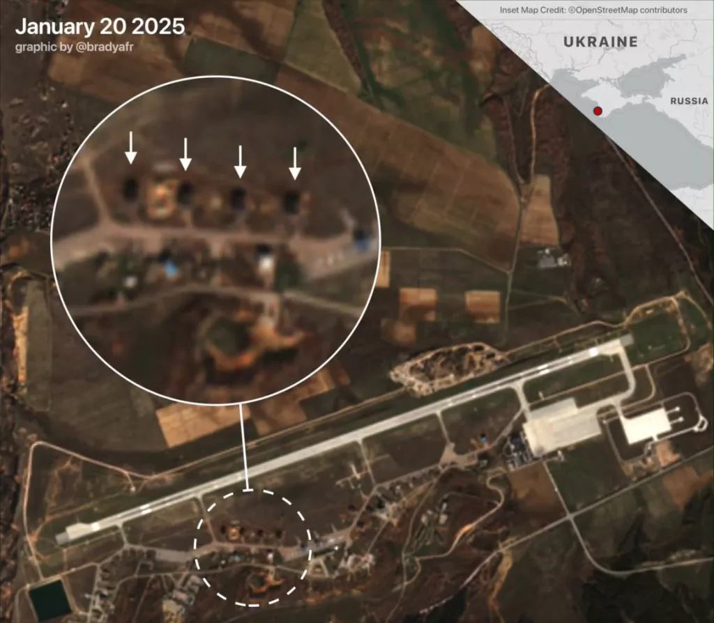 Строившиеся на авиабазе Бельбек в Крыму защитные укрытия для авиации фактически завершены - об этом свидетельствуют западные спутниковые снимки