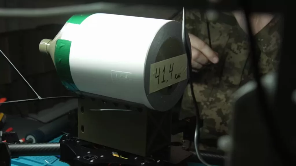 Украинский оптоволоконный гексакоптер с катушкой более чем на 41 км дальности