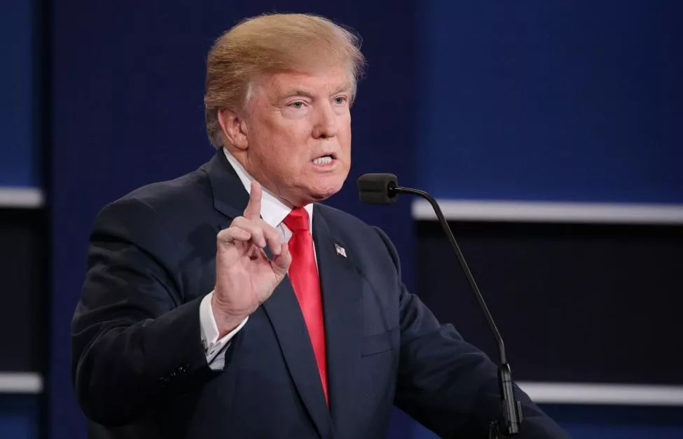 Дональд Трамп пригрозил России введением санкций и пошлин на весь экспорт, если боевые действия на Украине не будут остановлены