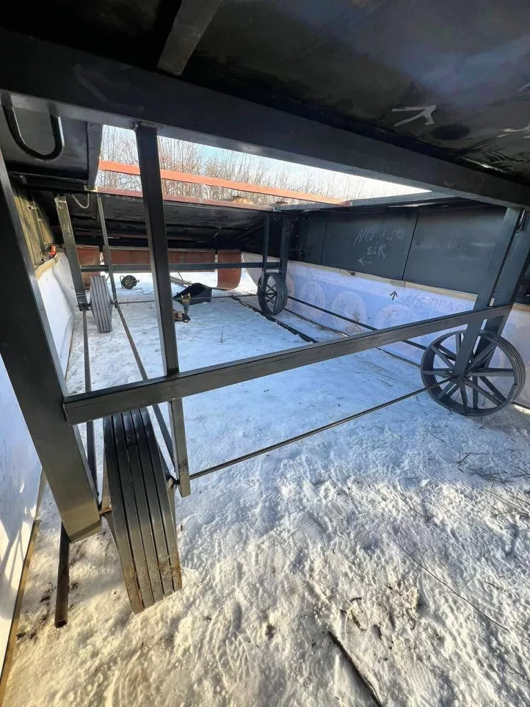 Перемещаемые макеты танков Leopard 2A6 (Strv 122A) украинской армии, используемые на передовой