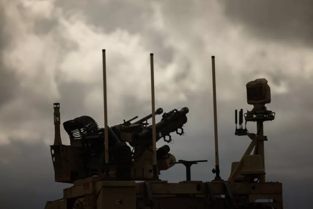 Корпус морской пехоты США провёл первые боевые стрельбы комплекса ПВО MADIS Mk 1 на Гавайях, где комплексы дислоцируются с декабря прошлого года