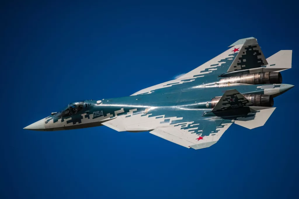 Становление альфа хищника: ровно 15 лет назад впервые взлетел истребитель Су-57