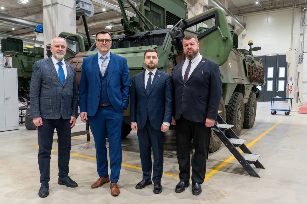 Посольство Украины в Латвии. Латвия начинает производство первой партии БТР Patria 6×6, разработанный финской компанией Patria для ВСУ