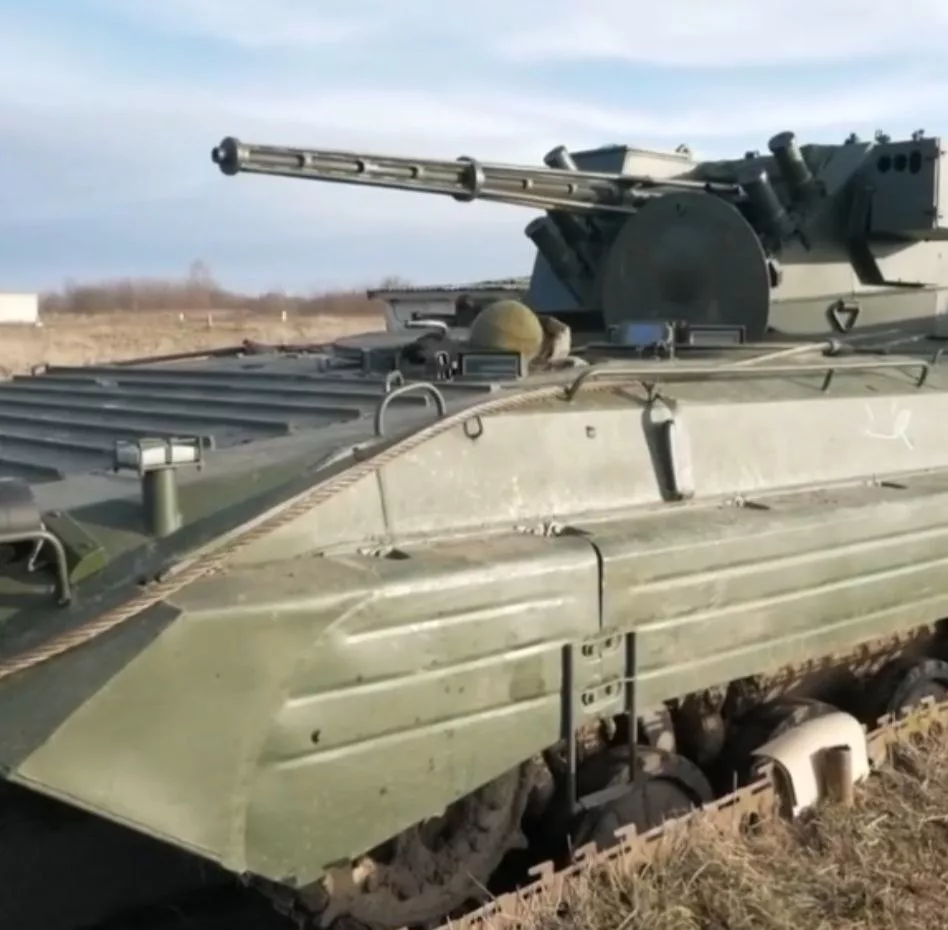 О вооружении противника. 5-ая тяжелая механизированная бригада ВСУ получили на вооружение модернизированные БМП с украинским боевым модулем БМ-7 "Парус"