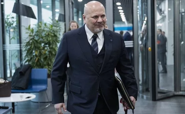 США ввели санкции против прокурора МУС Карима Хана, который выдал ордер на арест Путина, говорится в заявлении американского минфина