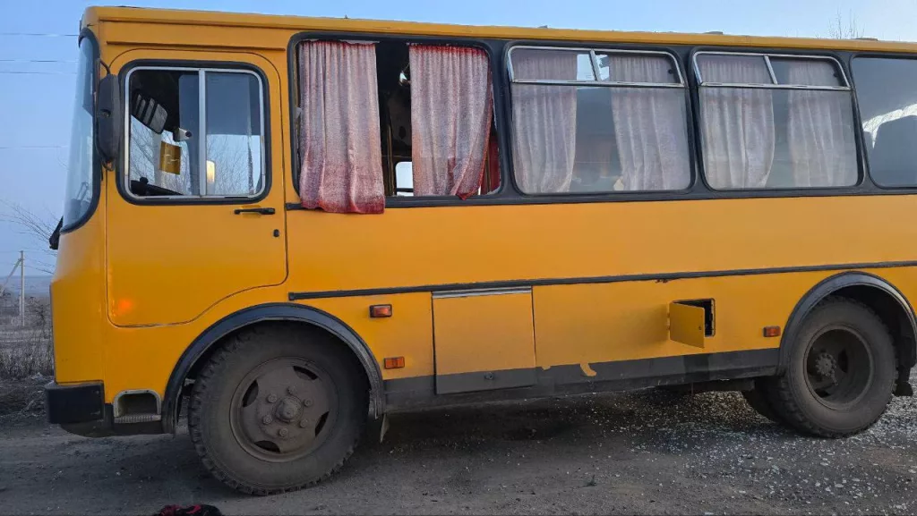 Запорожская область, губернатор: Сегодня утром противник обстрелял рейсовый автобус в Пологовском муниципальном округе