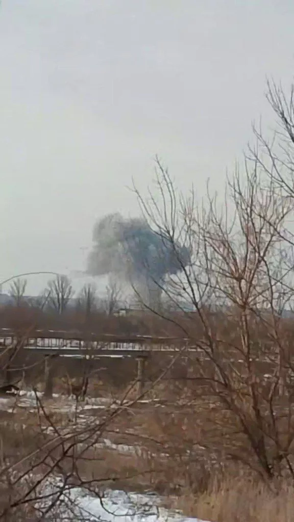 Славянск: серия прилётов, частичное отключение электроэнергии