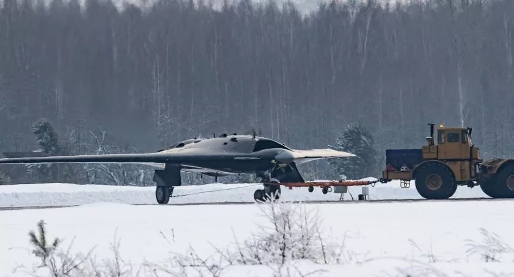 БПЛА С-70 «Охотник»: вооружение, ТТХ
