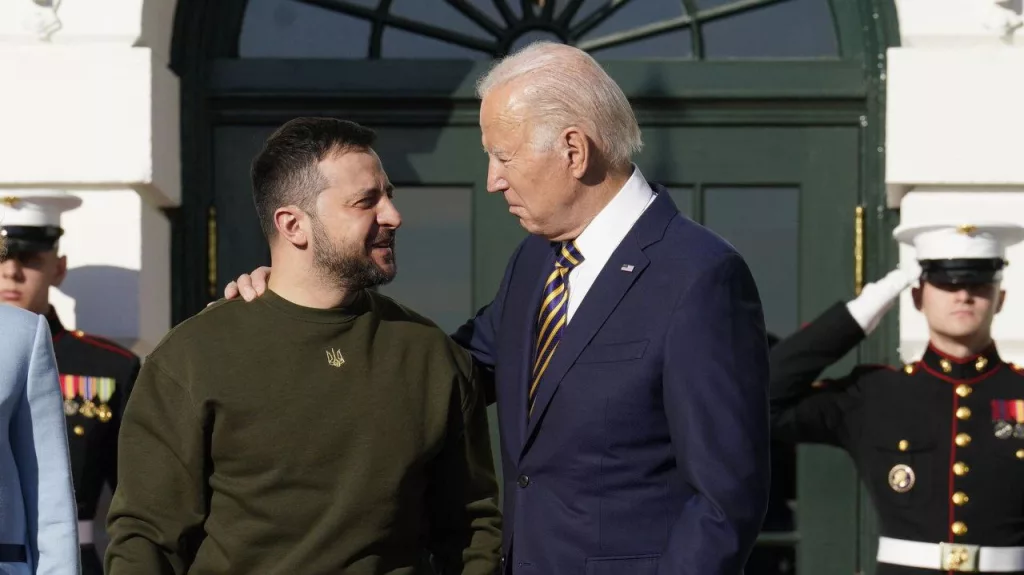 Зеленский признал, что он марионетка Запада