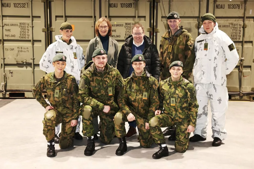 Солдаты норвежской армии в провинции Финнмарк первыми начали получать новый комплект униформы М23