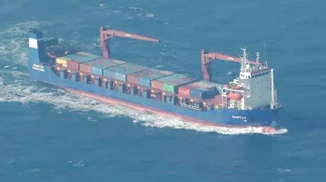 Российские логистические суда Sparta и Sparta-II, загруженные военной техникой из Тартуса, следуют в российские порты