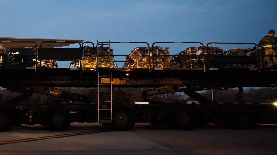 ЕС разрабатывает новый крупный пакет помощи Украине — Bloomberg