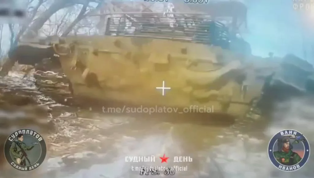 Работа на Покровском направлении оптоволоконных FPV-дронов по двум танкам Т-72, Leopard 1A5, а также бронеавтомобилям «Козак-7» и International Maxxpro