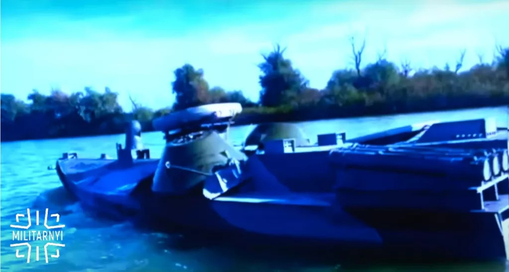 Модификации украинских БЭК Sea Baby с гиростабилизированной турелью, оснащенной 14,5-мм пулеметом КПВТ, а также в варианте минного заградителя с двумя итальянскими минами MN103 «Manta»