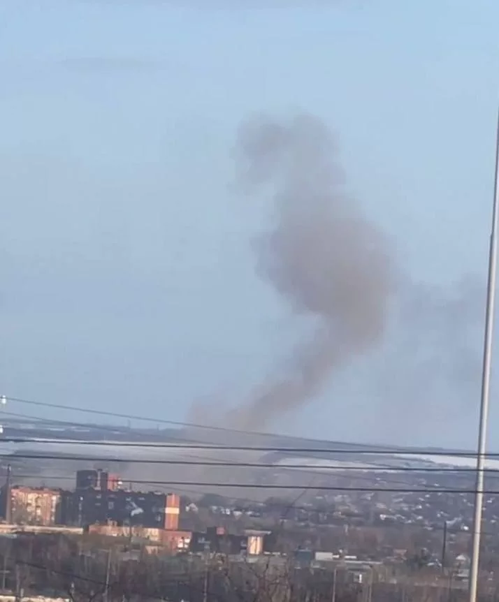 Славянск: зафиксирован удар, наблюдается задымление
