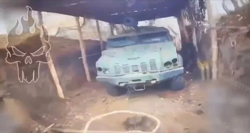 Подборка кадров поражения FPV-дронами двух 155-мм САУ «Богдана» на шасси Tatra Phoenix, БМП-1ТС с боевым модулем «Спис», 122-мм САУ «Гвоздика» и автотранспорта, а также ударов по позициям