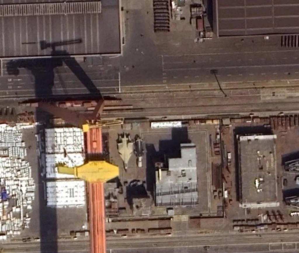 Тем временем в Китае начато строительство четвертого авианосца на верфи в Даляне