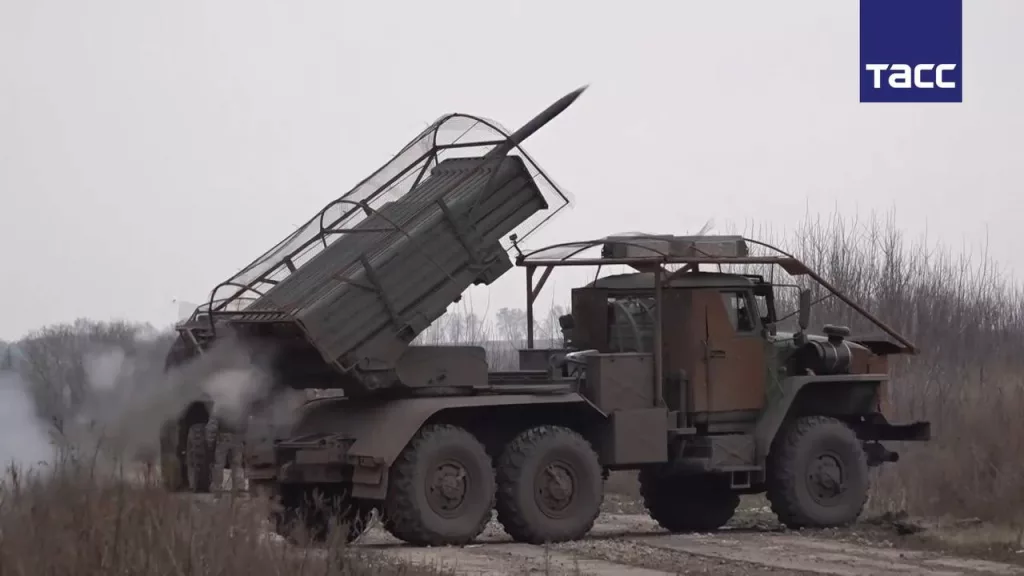 Боевая работа расчёта РСЗО 9К51М «Торнадо-Г», 52-й артиллерийской бригады ВДВ в Курском приграничье