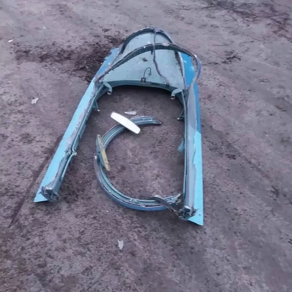 Сбитый над Киевом истребитель Су-27 831–ой бригады тактической авиации ВВСУ огнём Украинской ПВО. Февраль 2022 года