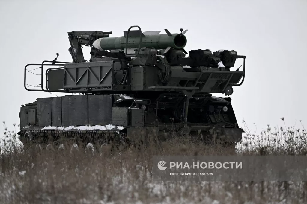 Боевое дежурство расчёта ЗРК 9К317 «Бук-М2» Центрального военного округа в ДНР