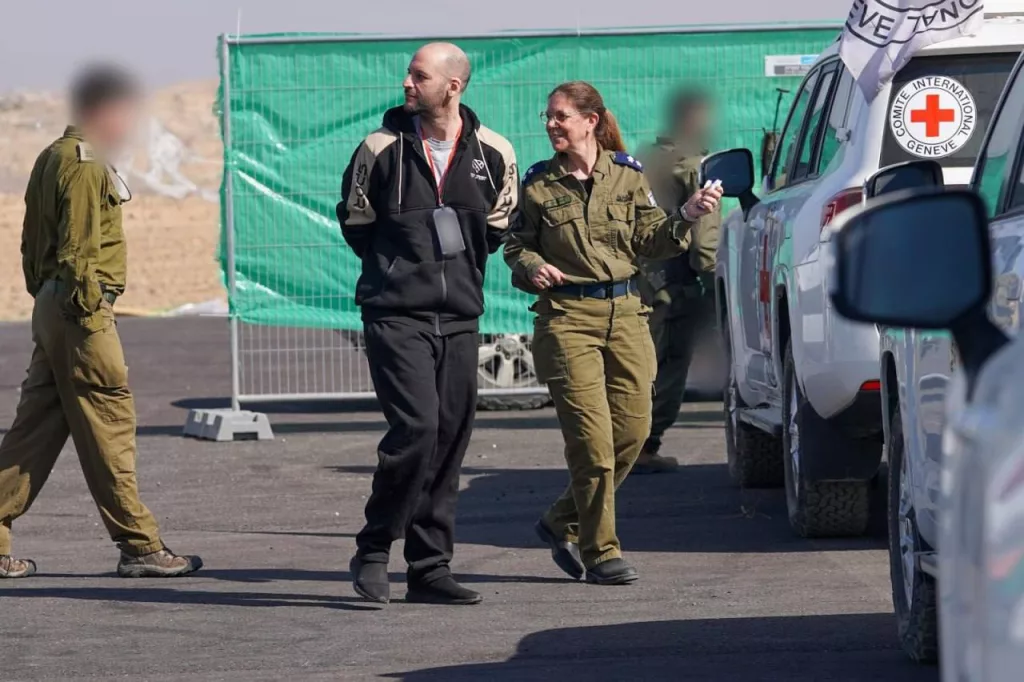 ХАМАС в рамках соглашения с Израилем освободил очередных заложников, включая гражданина России, в рамках шестого по счёту обмена заключёнными