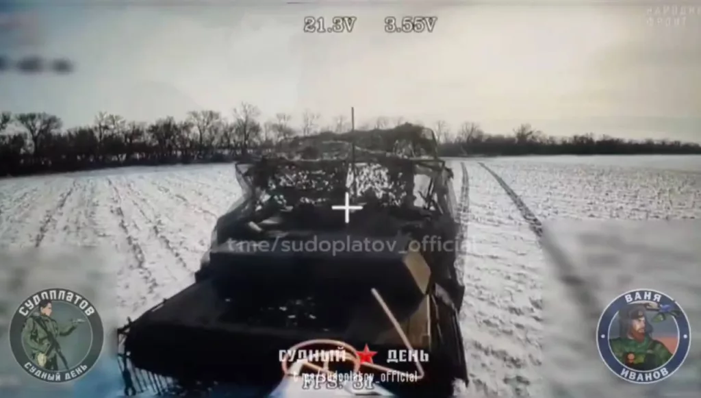 Работа на Покровском направлении оптоволоконных FPV-дронов по двум танкам Т-72, Leopard 1A5, а также бронеавтомобилям «Козак-7» и International Maxxpro