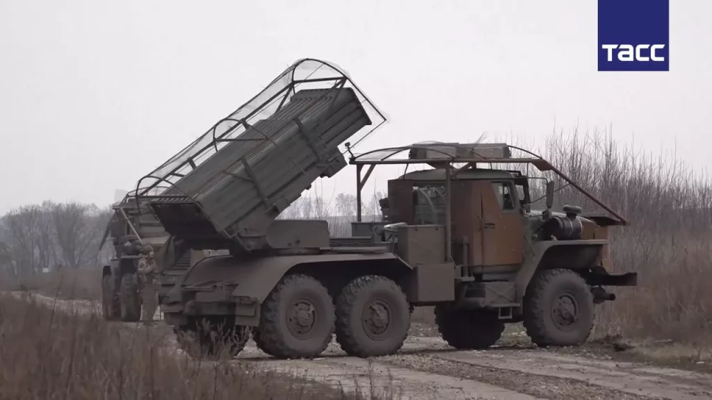 Боевая работа расчёта РСЗО 9К51М «Торнадо-Г», 52-й артиллерийской бригады ВДВ в Курском приграничье