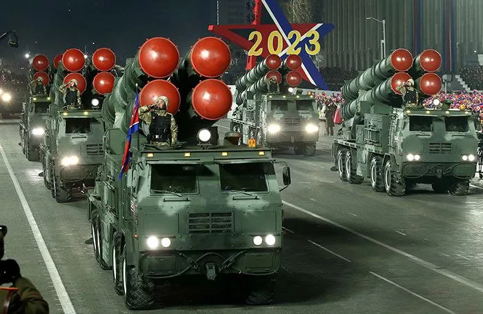 Южнокорейские СМИ в недавнем шумном материале о якобы грядущих новых поставках упомянули про некие "сотни ракет" какой-то "сверхкрупной РСЗО". И при этом употребили ранее неизвестное наименование К-24