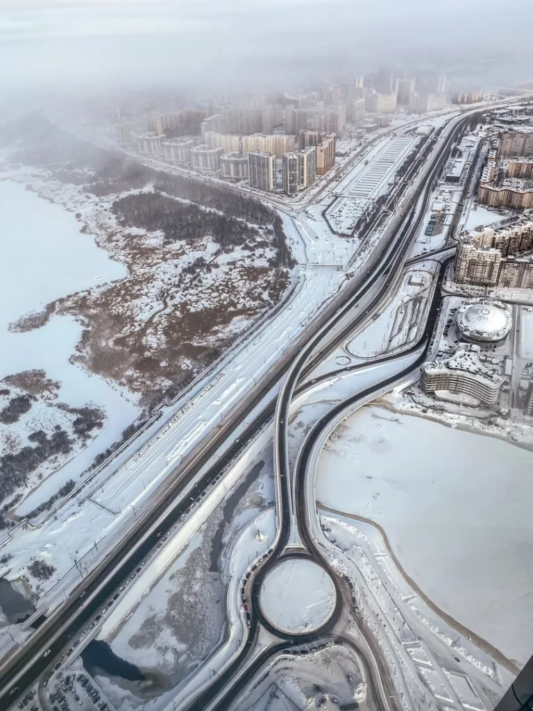 Питерский «Лахта Центр» открыл смотровую площадку для посетителей